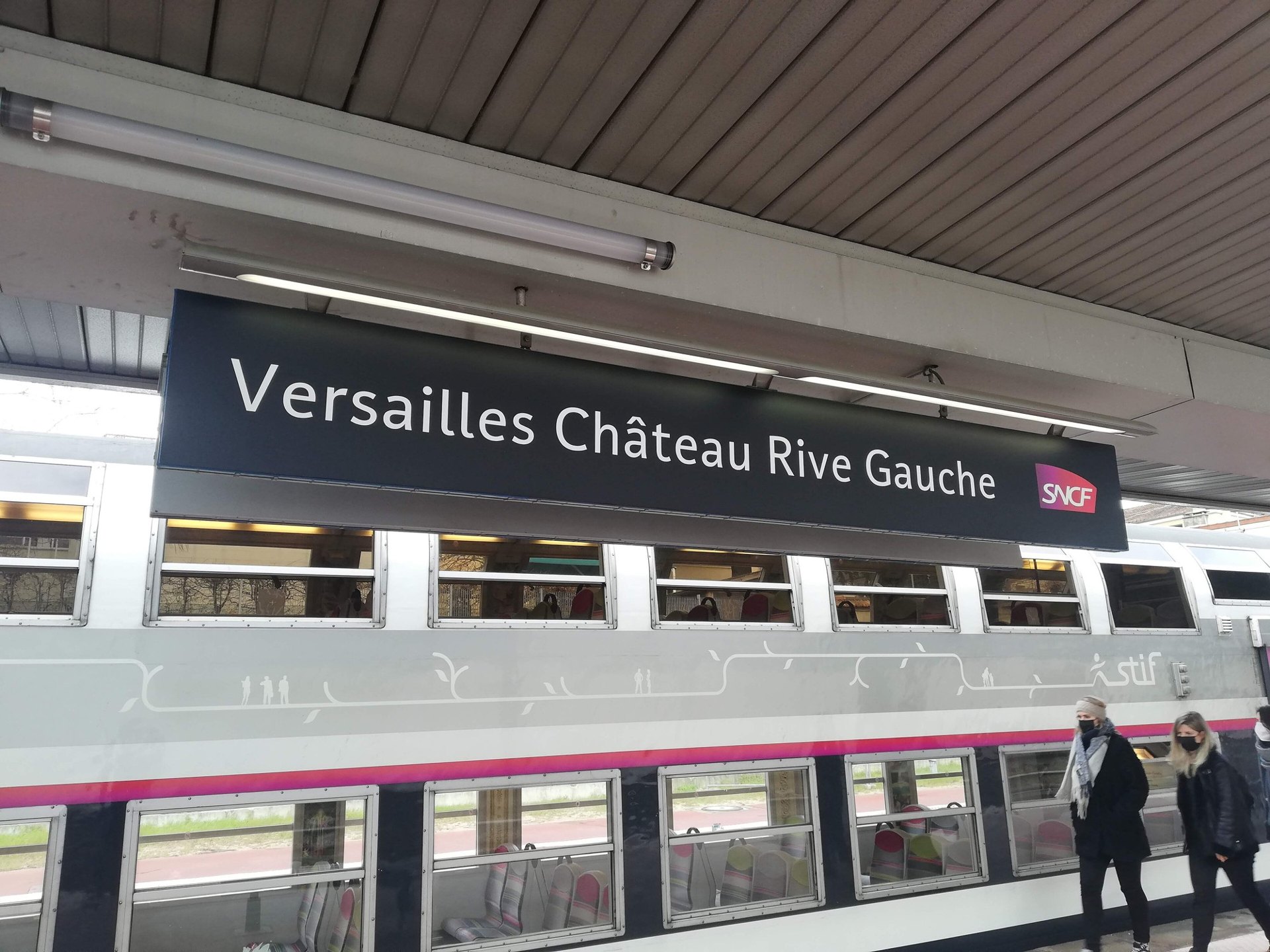Versailles-Château-Rive-Gauche RER Station
