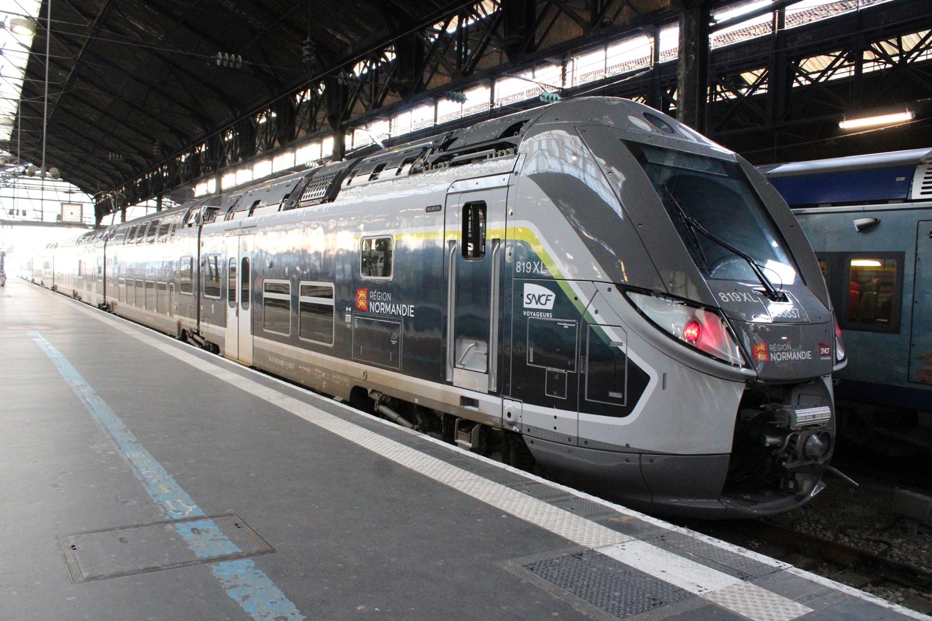 TER Normandie Omneo Premium Train at Paris-Saint-Lazare